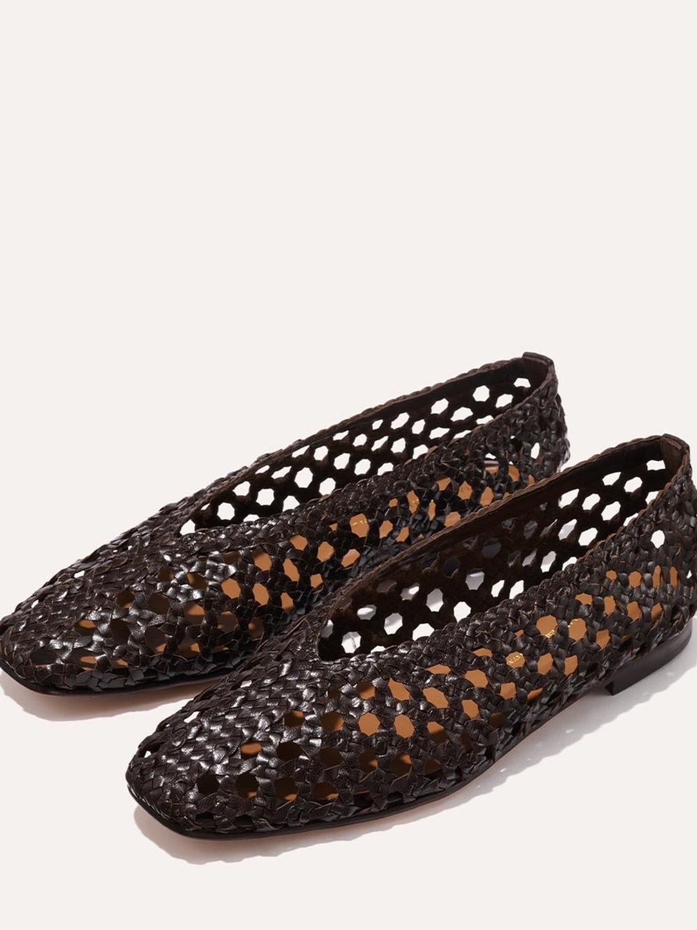 Margaux The Woven Paz in espresso woven leather (38)